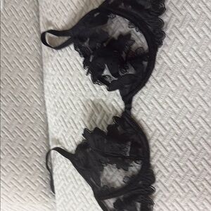 Elegant Black Lace Bra Victoria secret